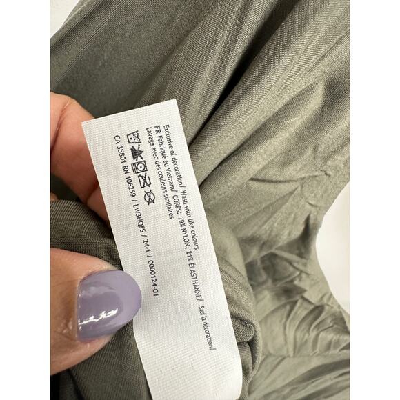 New Lululemon Size Large Ultra-Soft Nulu Square-Neck Long-Sleeve Bodysuit - Picture 6 of 9